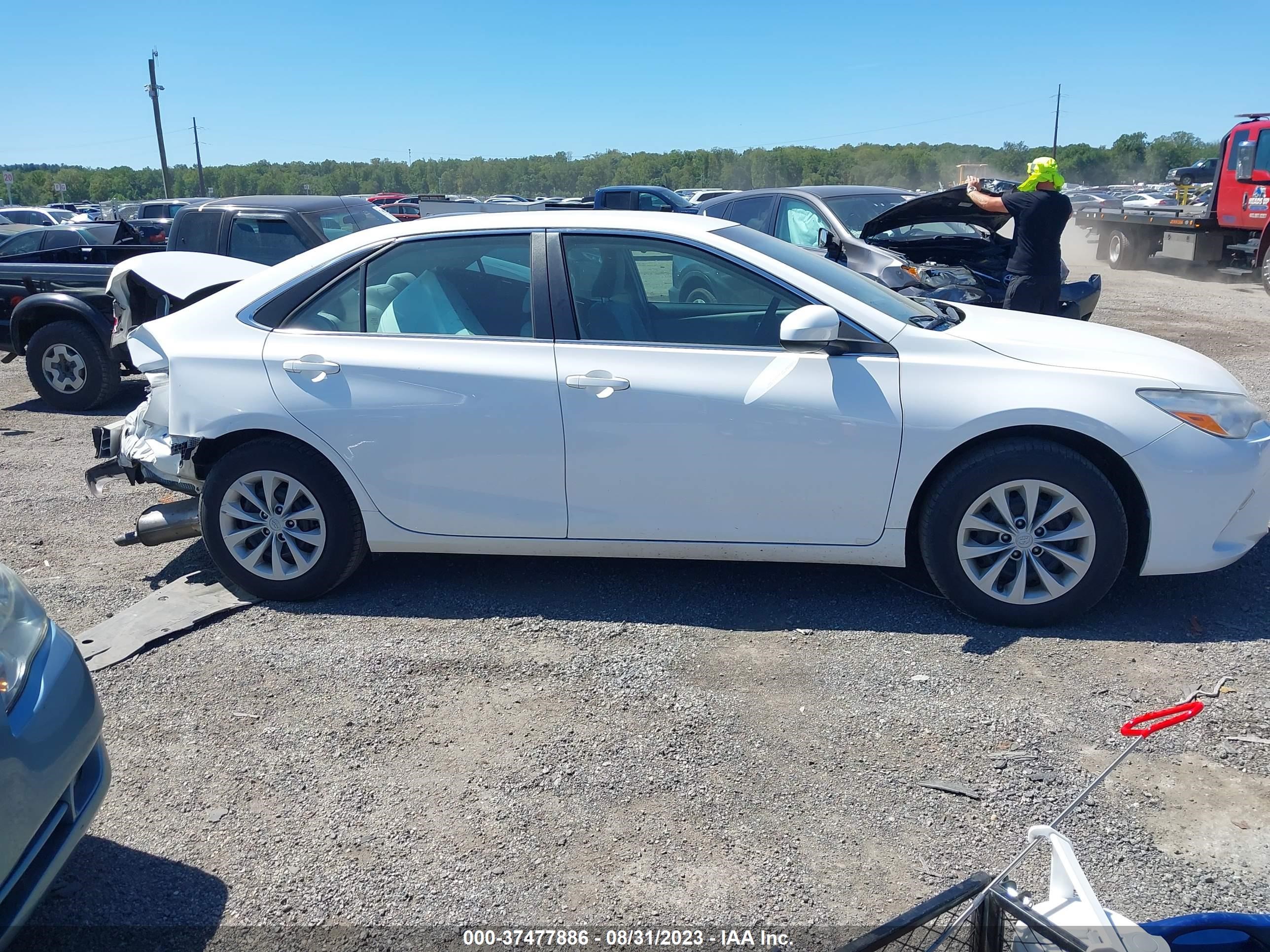 Photo 12 VIN: 4T1BF1FK7HU449486 - TOYOTA CAMRY 