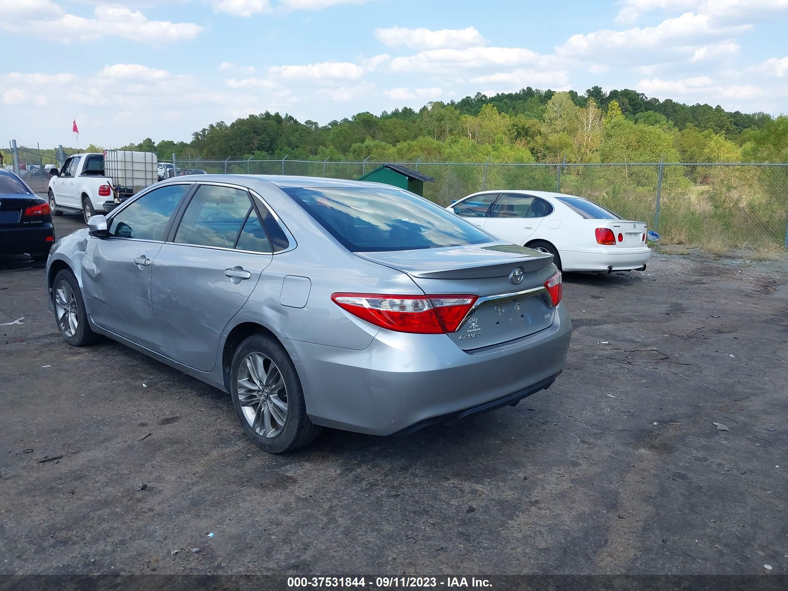 Photo 2 VIN: 4T1BF1FK7HU725150 - TOYOTA CAMRY 