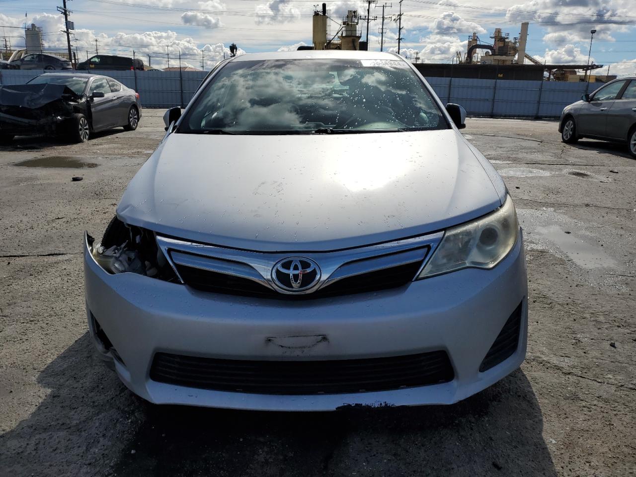 Photo 4 VIN: 4T1BF1FK8CU035349 - TOYOTA CAMRY 