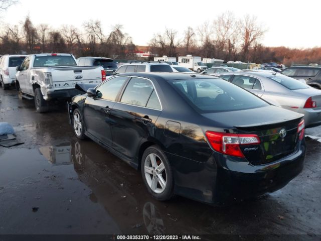 Photo 2 VIN: 4T1BF1FK8CU035819 - TOYOTA CAMRY 