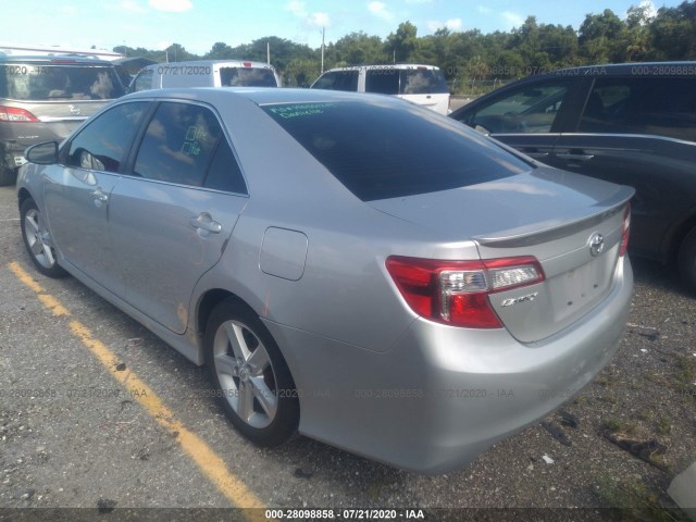 Photo 2 VIN: 4T1BF1FK8CU062857 - TOYOTA CAMRY 