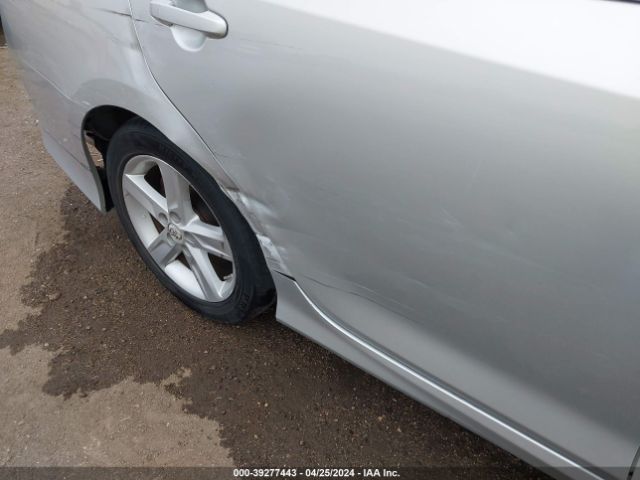 Photo 5 VIN: 4T1BF1FK8CU079674 - TOYOTA CAMRY 