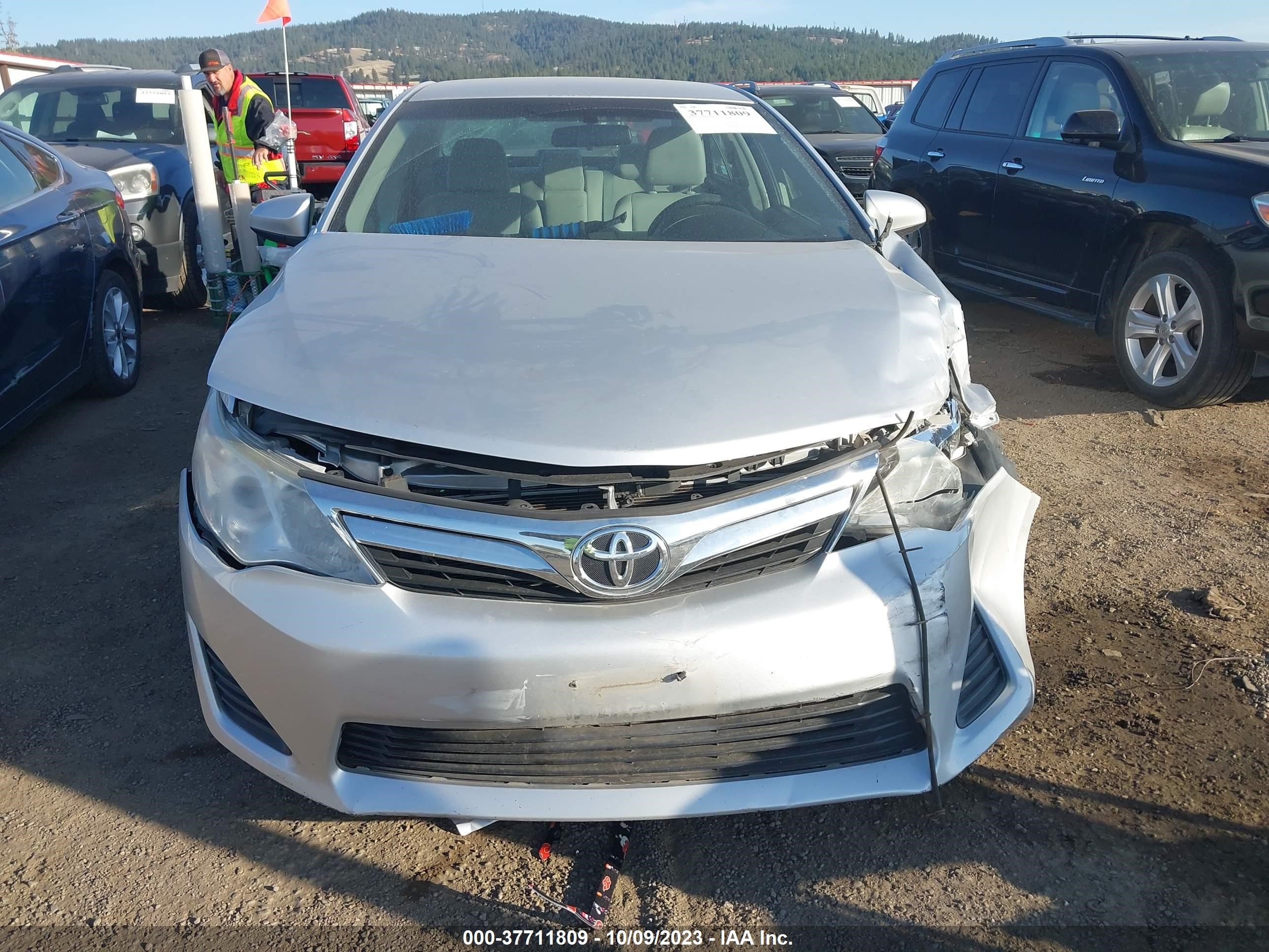 Photo 11 VIN: 4T1BF1FK8CU091534 - TOYOTA CAMRY 