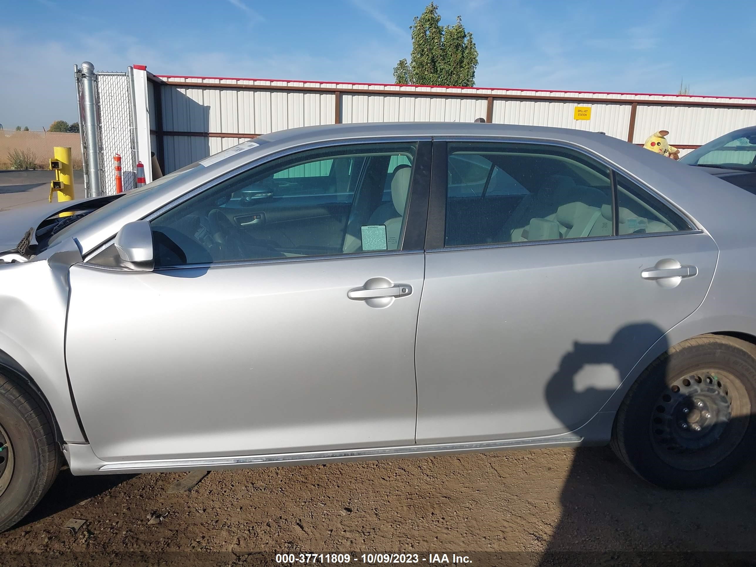 Photo 13 VIN: 4T1BF1FK8CU091534 - TOYOTA CAMRY 