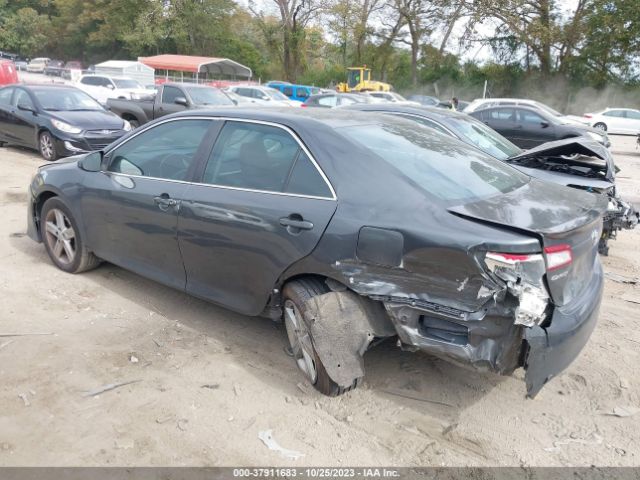 Photo 2 VIN: 4T1BF1FK8CU095874 - TOYOTA CAMRY 