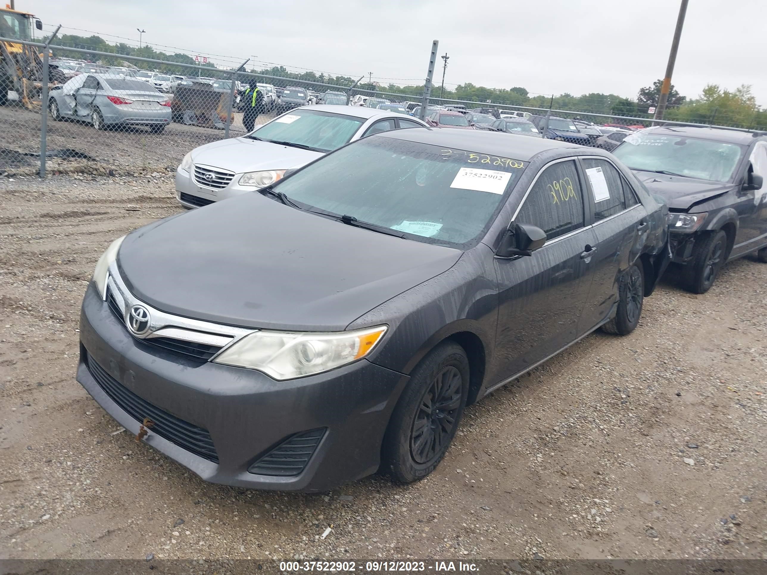 Photo 1 VIN: 4T1BF1FK8CU118800 - TOYOTA CAMRY 