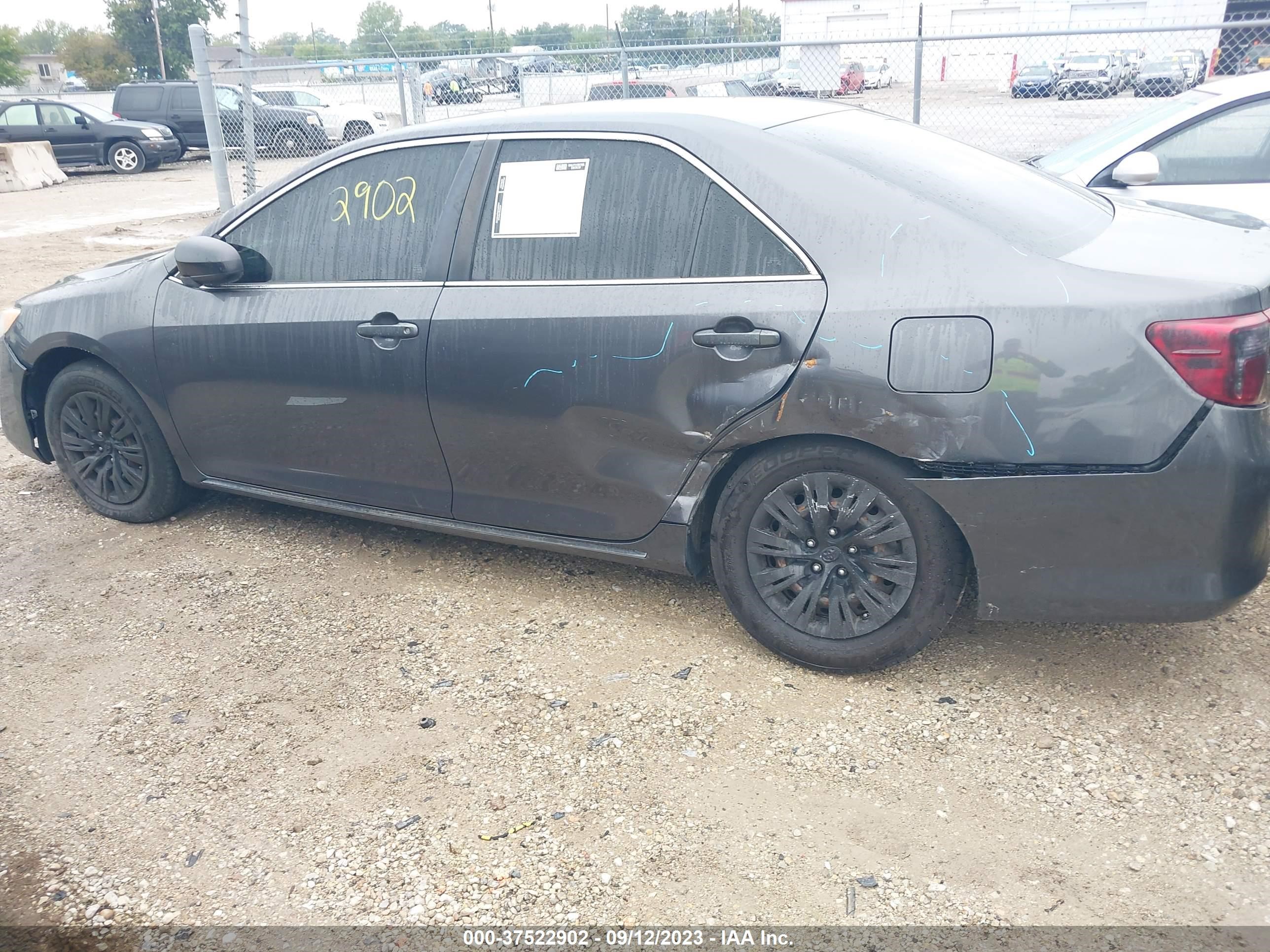 Photo 5 VIN: 4T1BF1FK8CU118800 - TOYOTA CAMRY 