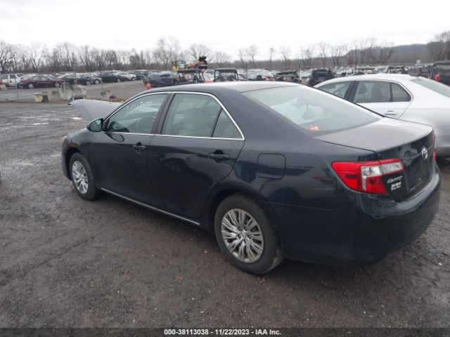 Photo 2 VIN: 4T1BF1FK8CU155992 - TOYOTA CAMRY 