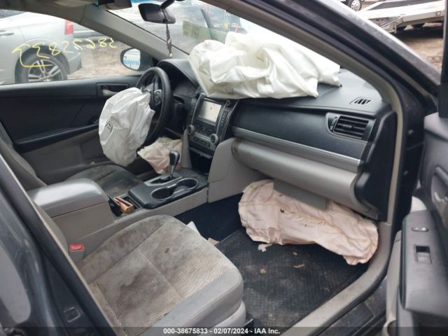 Photo 4 VIN: 4T1BF1FK8CU173621 - TOYOTA CAMRY 