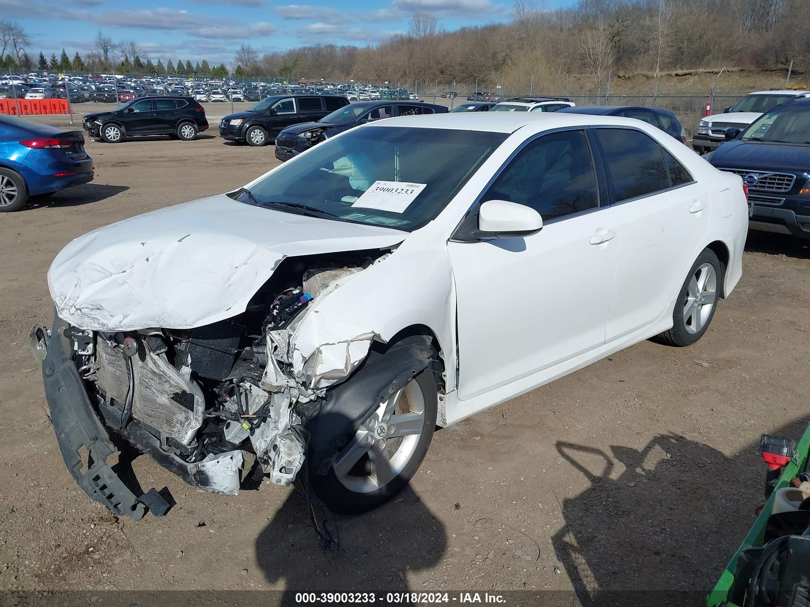 Photo 1 VIN: 4T1BF1FK8CU175322 - TOYOTA CAMRY 