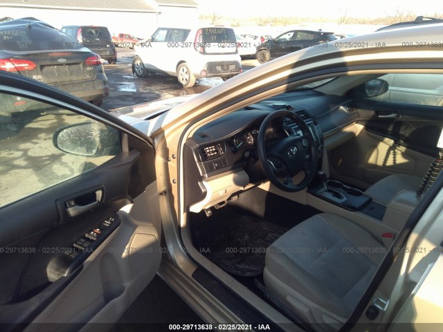 Photo 4 VIN: 4T1BF1FK8CU185848 - TOYOTA CAMRY 