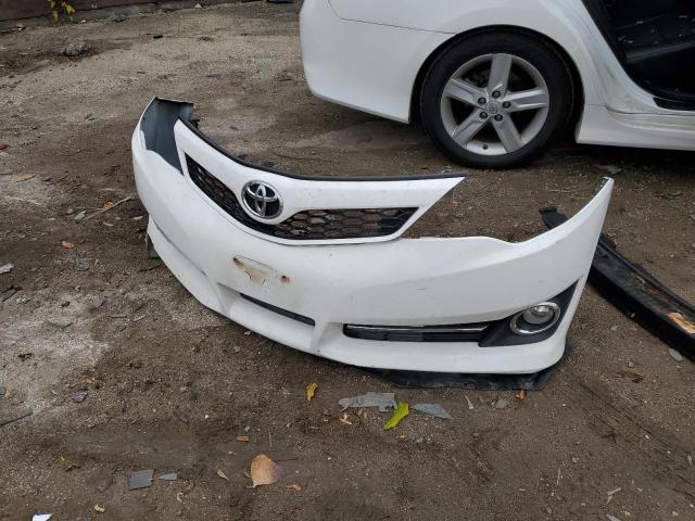 Photo 11 VIN: 4T1BF1FK8CU526570 - TOYOTA CAMRY 