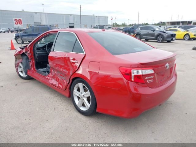 Photo 2 VIN: 4T1BF1FK8CU565658 - TOYOTA CAMRY 