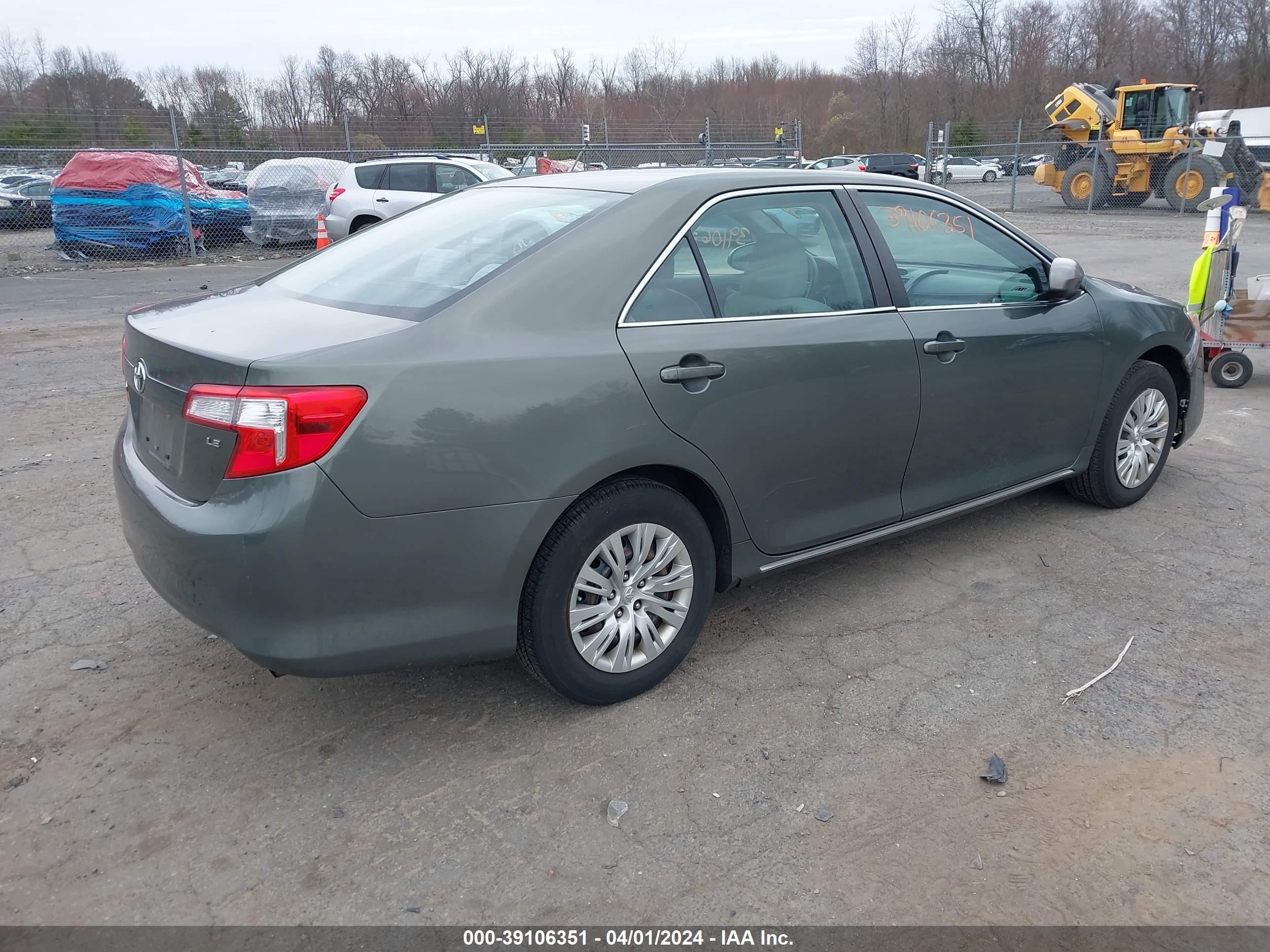 Photo 3 VIN: 4T1BF1FK8CU576692 - TOYOTA CAMRY 