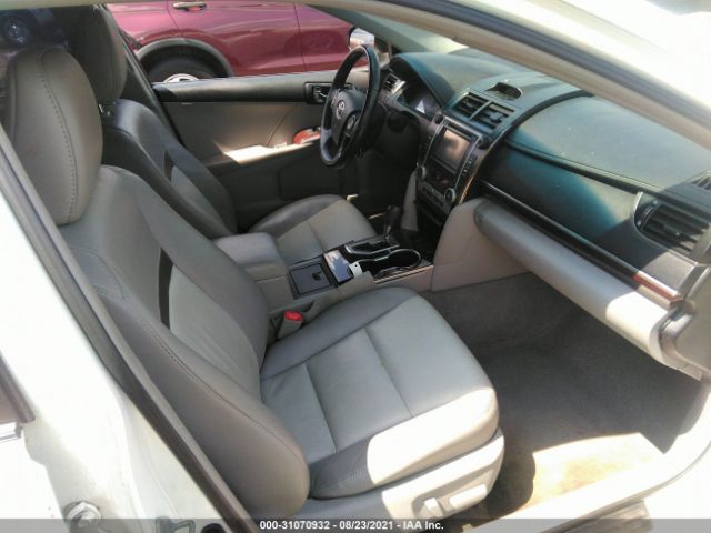 Photo 4 VIN: 4T1BF1FK8CU597574 - TOYOTA CAMRY 