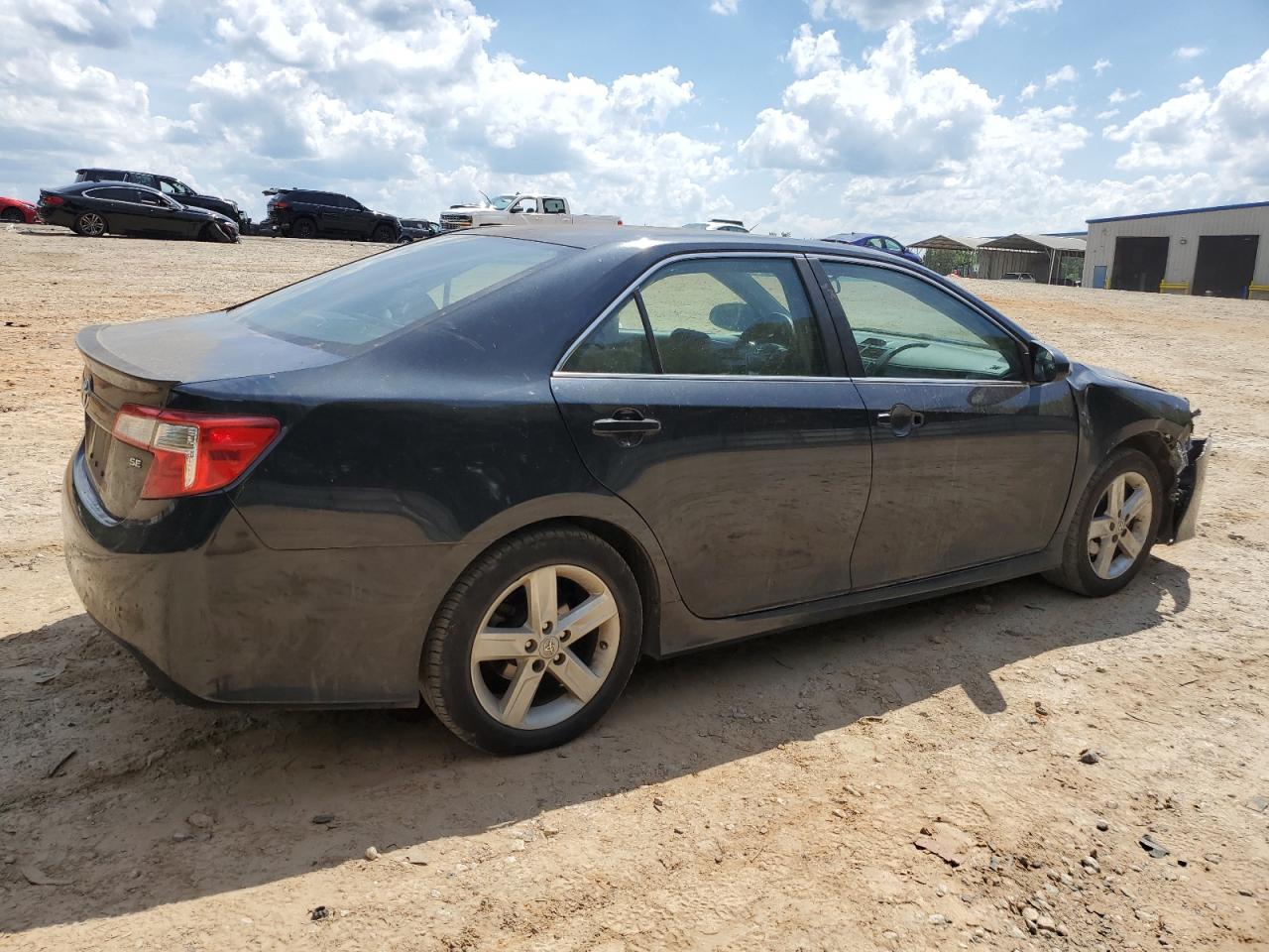 Photo 2 VIN: 4T1BF1FK8CU611814 - TOYOTA CAMRY 