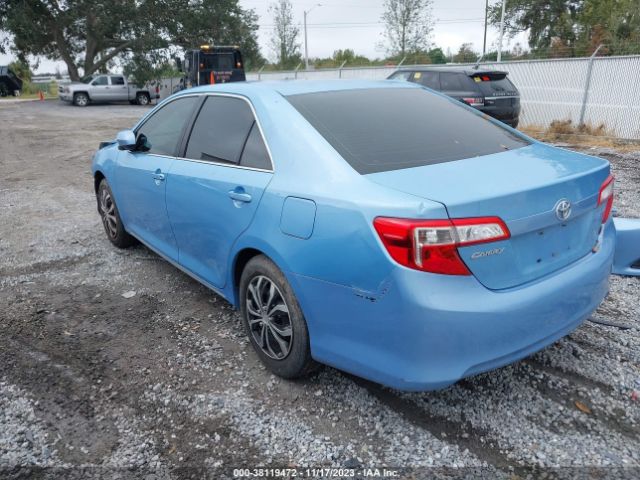 Photo 2 VIN: 4T1BF1FK8CU624739 - TOYOTA CAMRY 