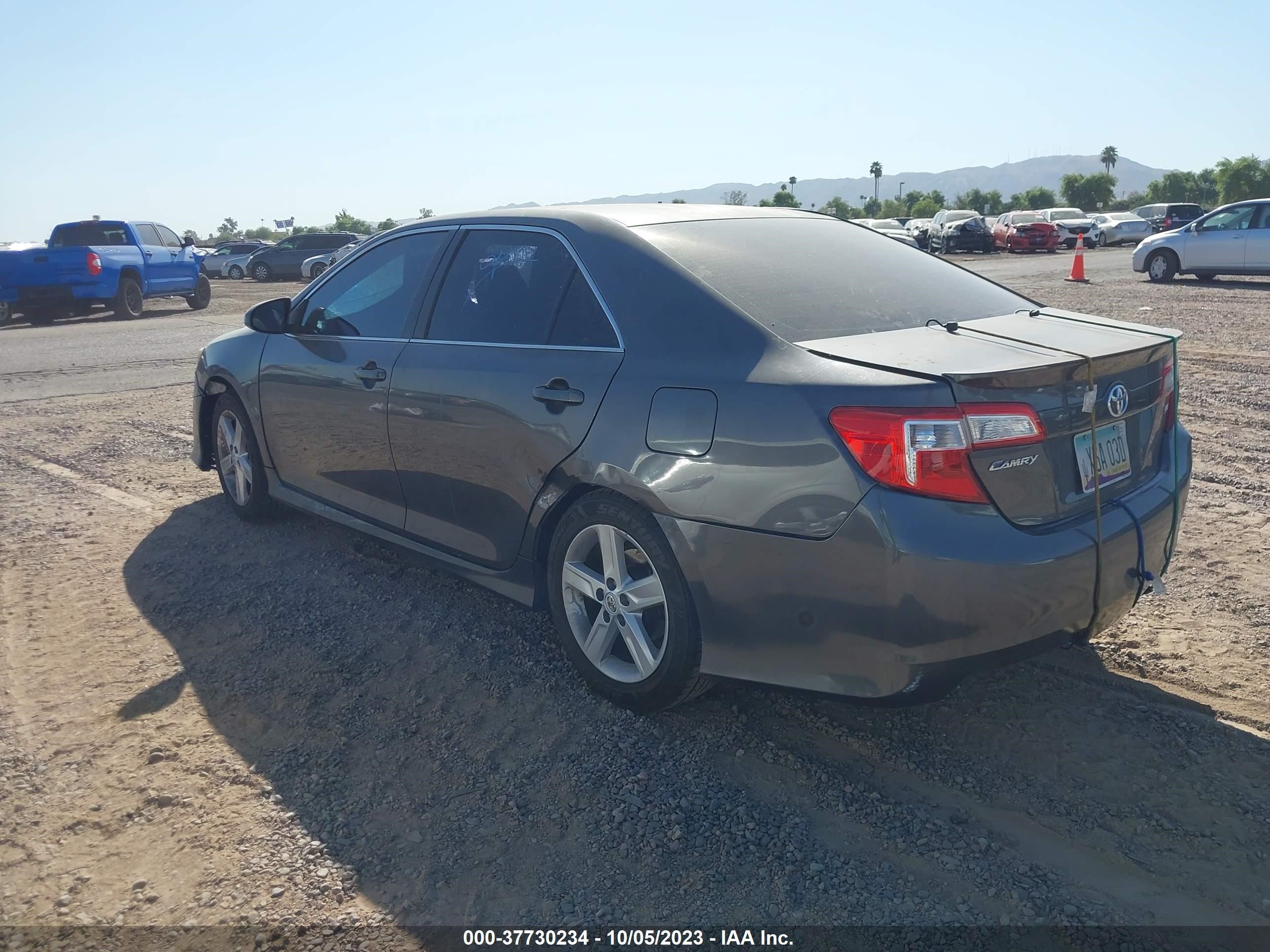 Photo 2 VIN: 4T1BF1FK8DU213908 - TOYOTA CAMRY 