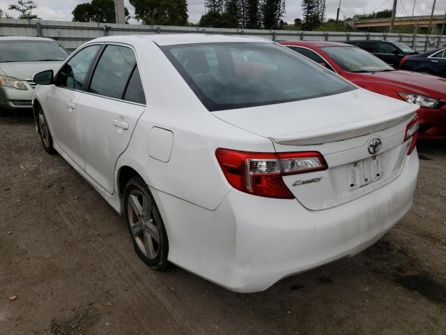 Photo 2 VIN: 4T1BF1FK8DU225380 - TOYOTA CAMRY L 