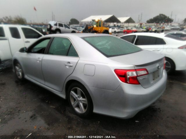 Photo 2 VIN: 4T1BF1FK8DU247914 - TOYOTA CAMRY 