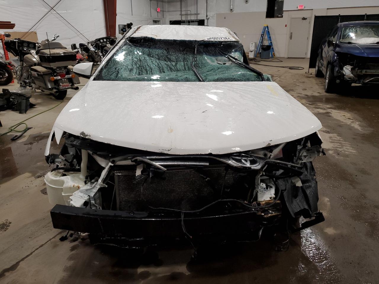 Photo 4 VIN: 4T1BF1FK8DU639517 - TOYOTA CAMRY 