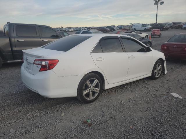 Photo 2 VIN: 4T1BF1FK8DU642210 - TOYOTA CAMRY 