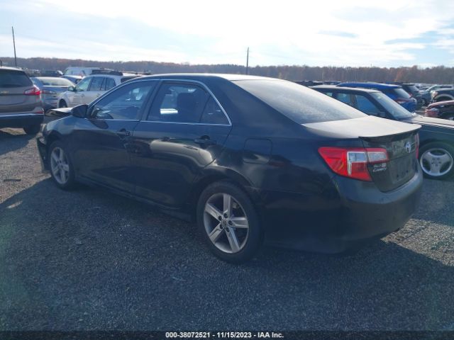 Photo 2 VIN: 4T1BF1FK8DU661047 - TOYOTA CAMRY 