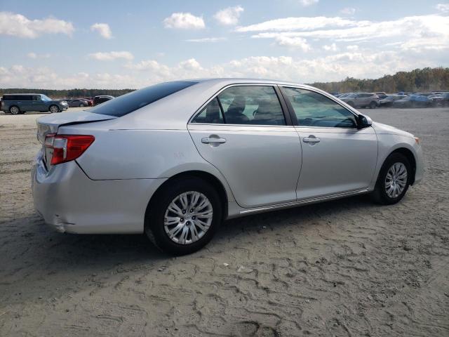 Photo 2 VIN: 4T1BF1FK8DU666765 - TOYOTA CAMRY 