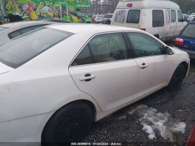 Photo 3 VIN: 4T1BF1FK8DU673618 - TOYOTA CAMRY 