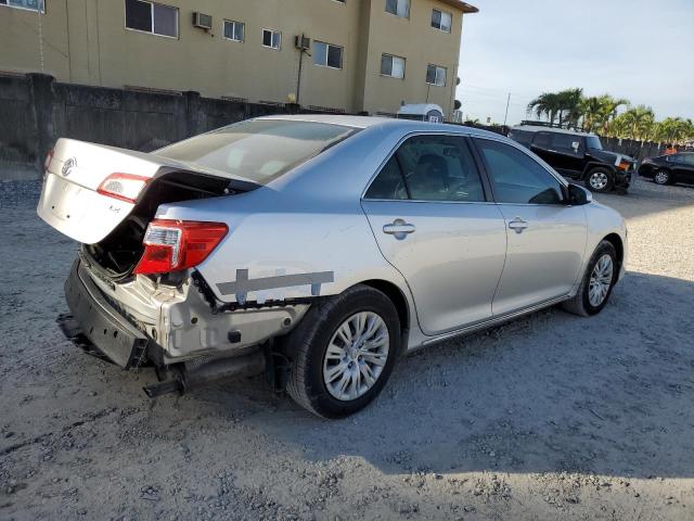 Photo 2 VIN: 4T1BF1FK8DU696655 - TOYOTA CAMRY 