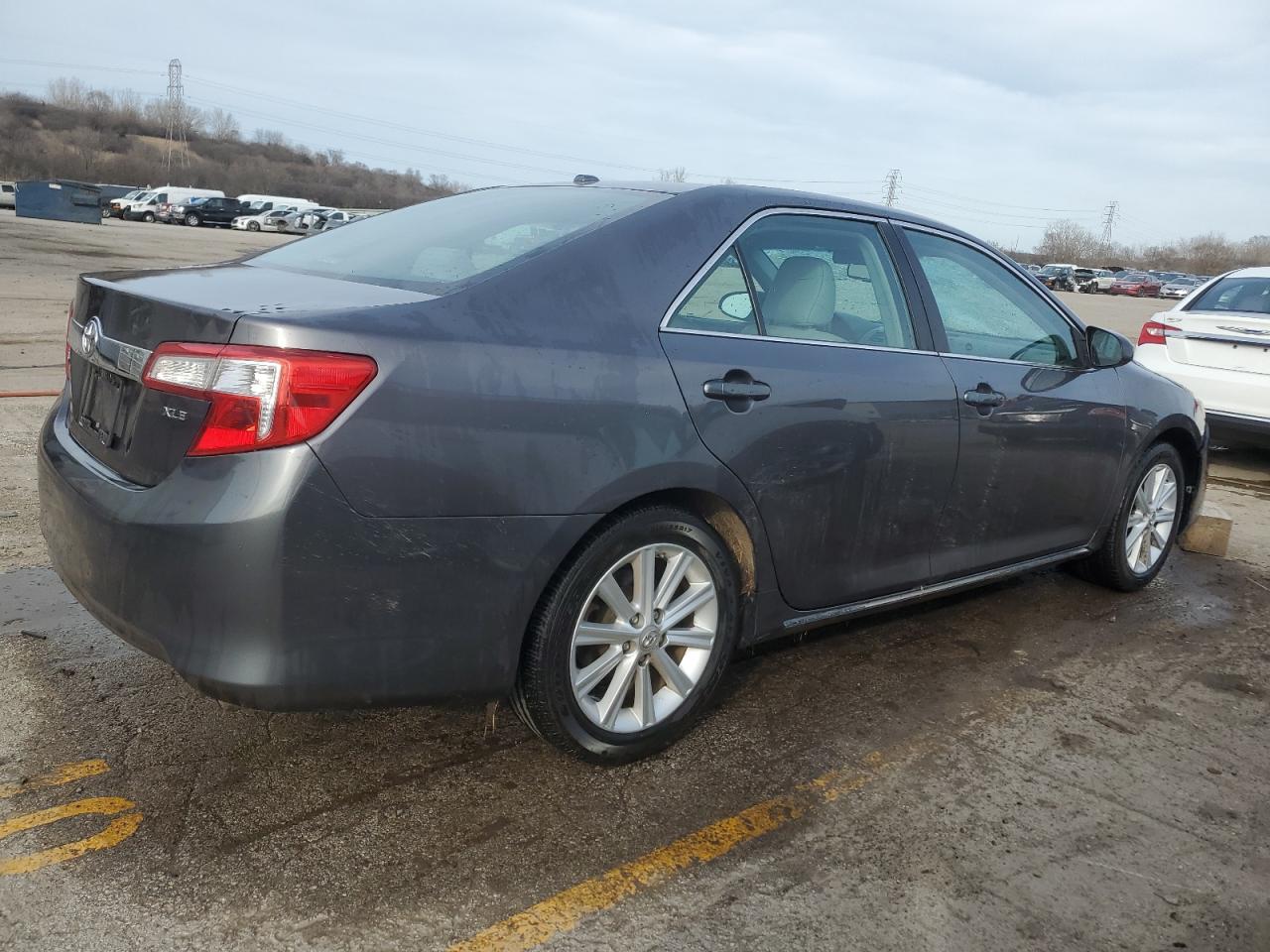 Photo 2 VIN: 4T1BF1FK8DU714054 - TOYOTA CAMRY 