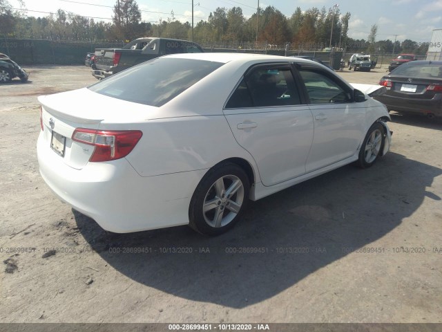 Photo 3 VIN: 4T1BF1FK8EU300306 - TOYOTA CAMRY 