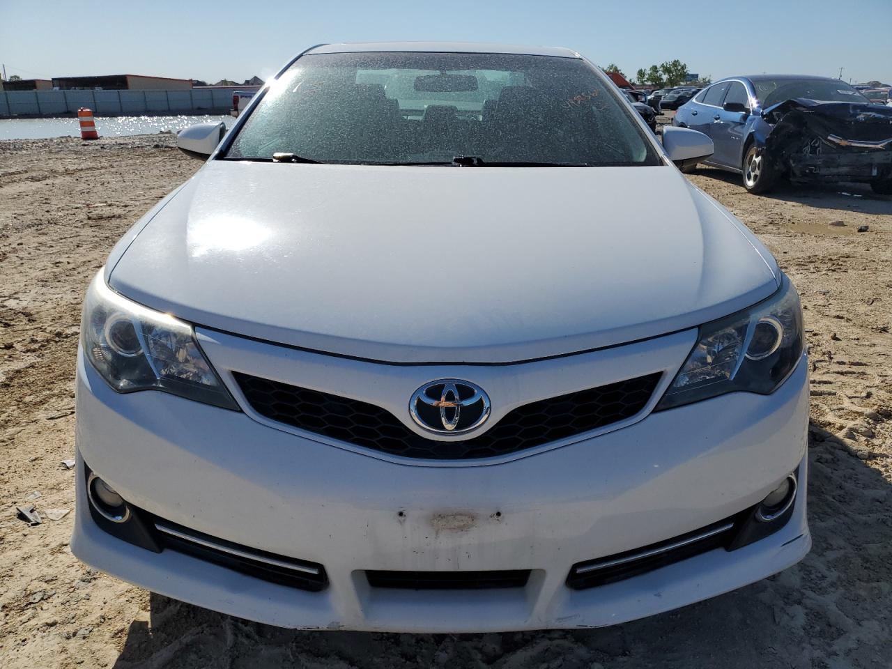 Photo 4 VIN: 4T1BF1FK8EU351188 - TOYOTA CAMRY 