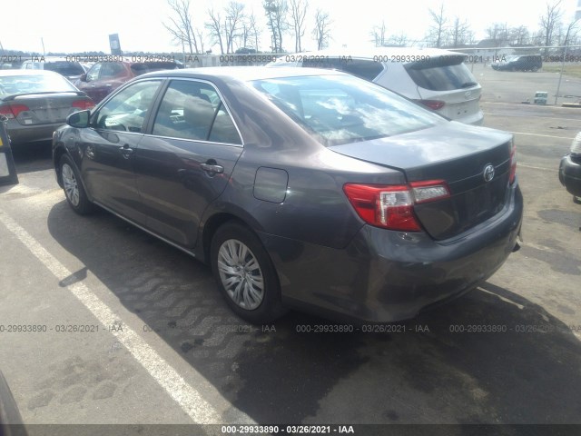 Photo 2 VIN: 4T1BF1FK8EU381758 - TOYOTA CAMRY 