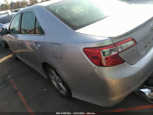 Photo 2 VIN: 4T1BF1FK8EU420557 - TOYOTA CAMRY 