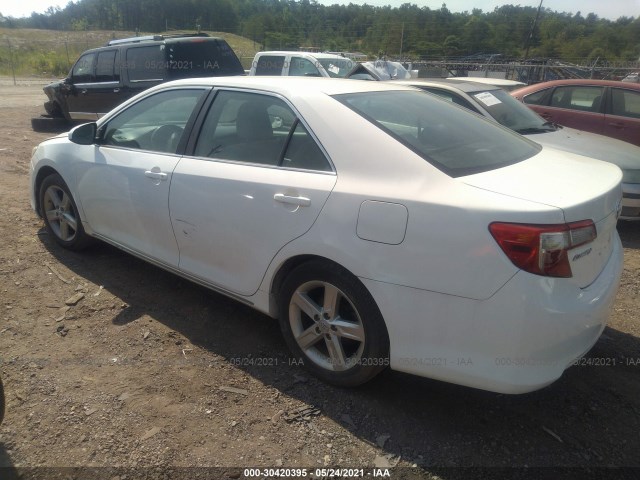 Photo 2 VIN: 4T1BF1FK8EU422986 - TOYOTA CAMRY 