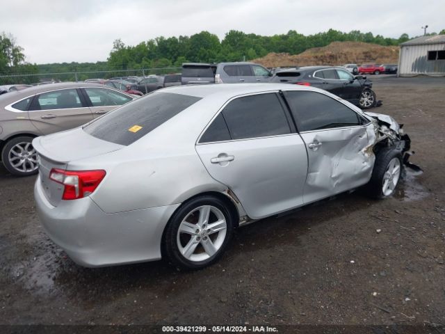 Photo 3 VIN: 4T1BF1FK8EU437987 - TOYOTA CAMRY 