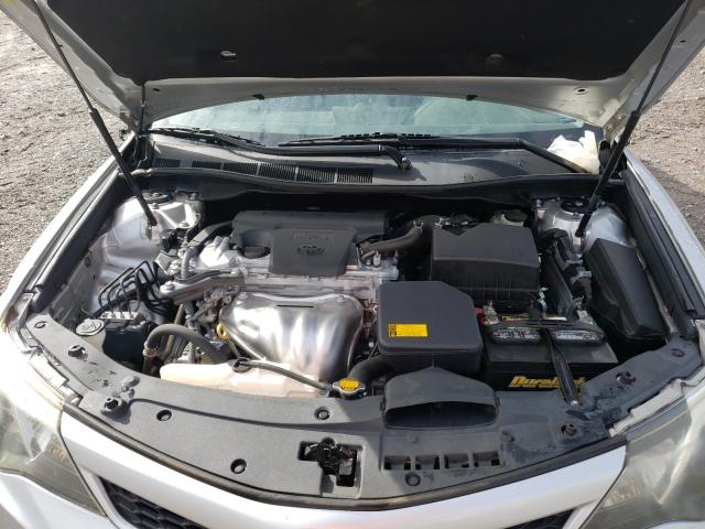 Photo 6 VIN: 4T1BF1FK8EU442462 - TOYOTA CAMRY L 