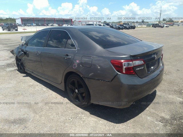 Photo 2 VIN: 4T1BF1FK8EU443935 - TOYOTA CAMRY 