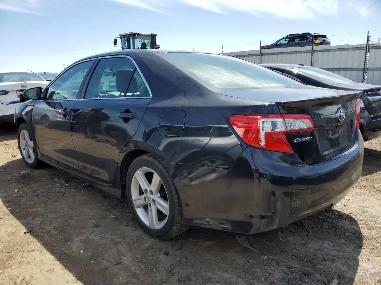 Photo 1 VIN: 4T1BF1FK8EU461125 - TOYOTA CAMRY 