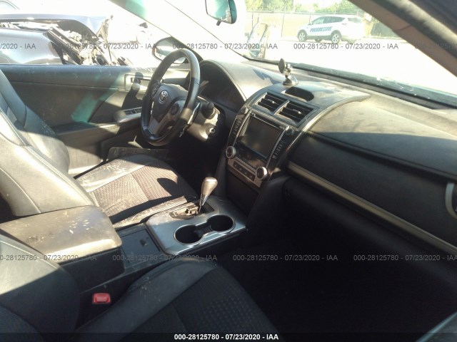 Photo 4 VIN: 4T1BF1FK8EU464428 - TOYOTA CAMRY 