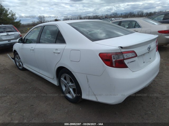 Photo 2 VIN: 4T1BF1FK8EU741904 - TOYOTA CAMRY 