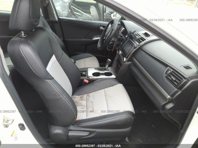 Photo 4 VIN: 4T1BF1FK8EU741904 - TOYOTA CAMRY 