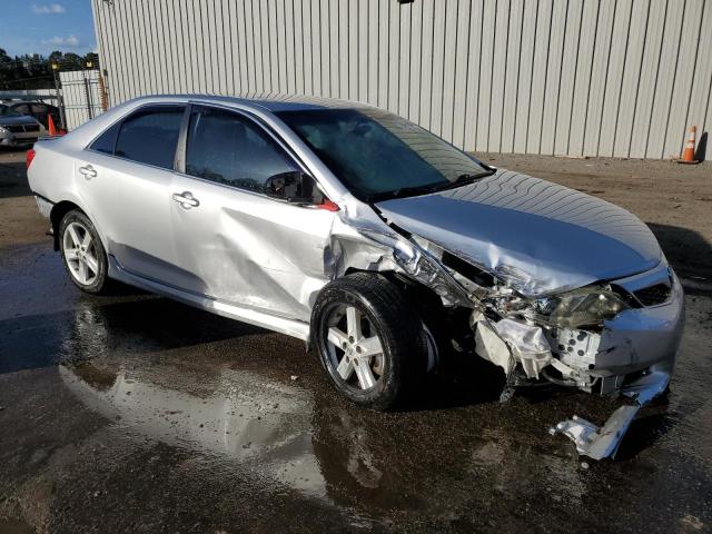 Photo 3 VIN: 4T1BF1FK8EU748576 - TOYOTA CAMRY L 