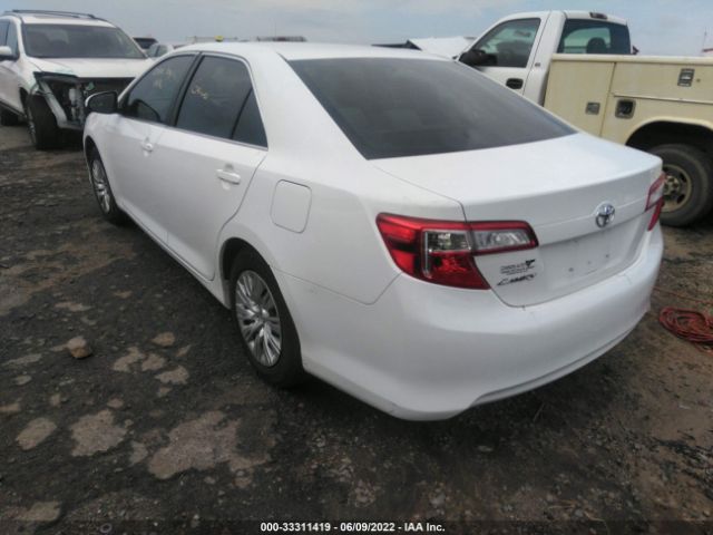 Photo 2 VIN: 4T1BF1FK8EU767502 - TOYOTA CAMRY 