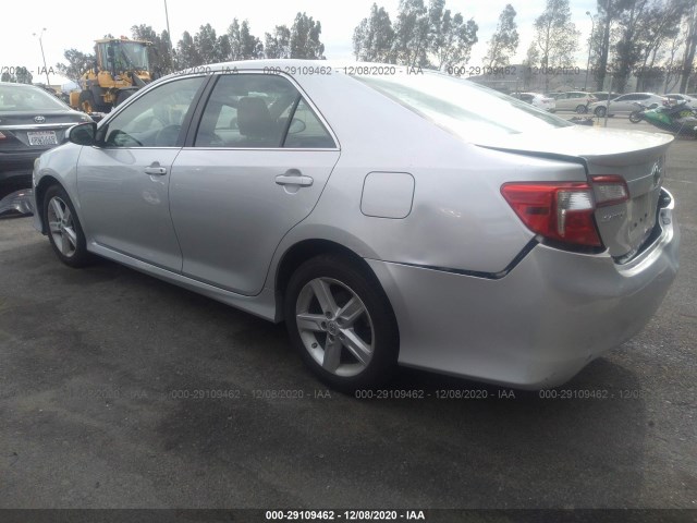 Photo 2 VIN: 4T1BF1FK8EU768858 - TOYOTA CAMRY 