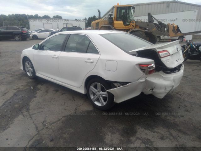 Photo 2 VIN: 4T1BF1FK8EU778631 - TOYOTA CAMRY 