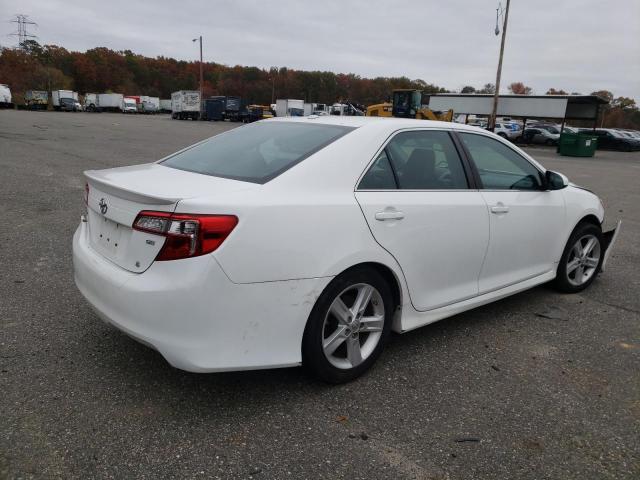 Photo 3 VIN: 4T1BF1FK8EU865235 - TOYOTA CAMRY L 