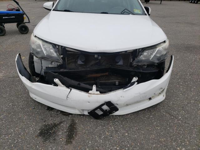 Photo 8 VIN: 4T1BF1FK8EU865235 - TOYOTA CAMRY L 