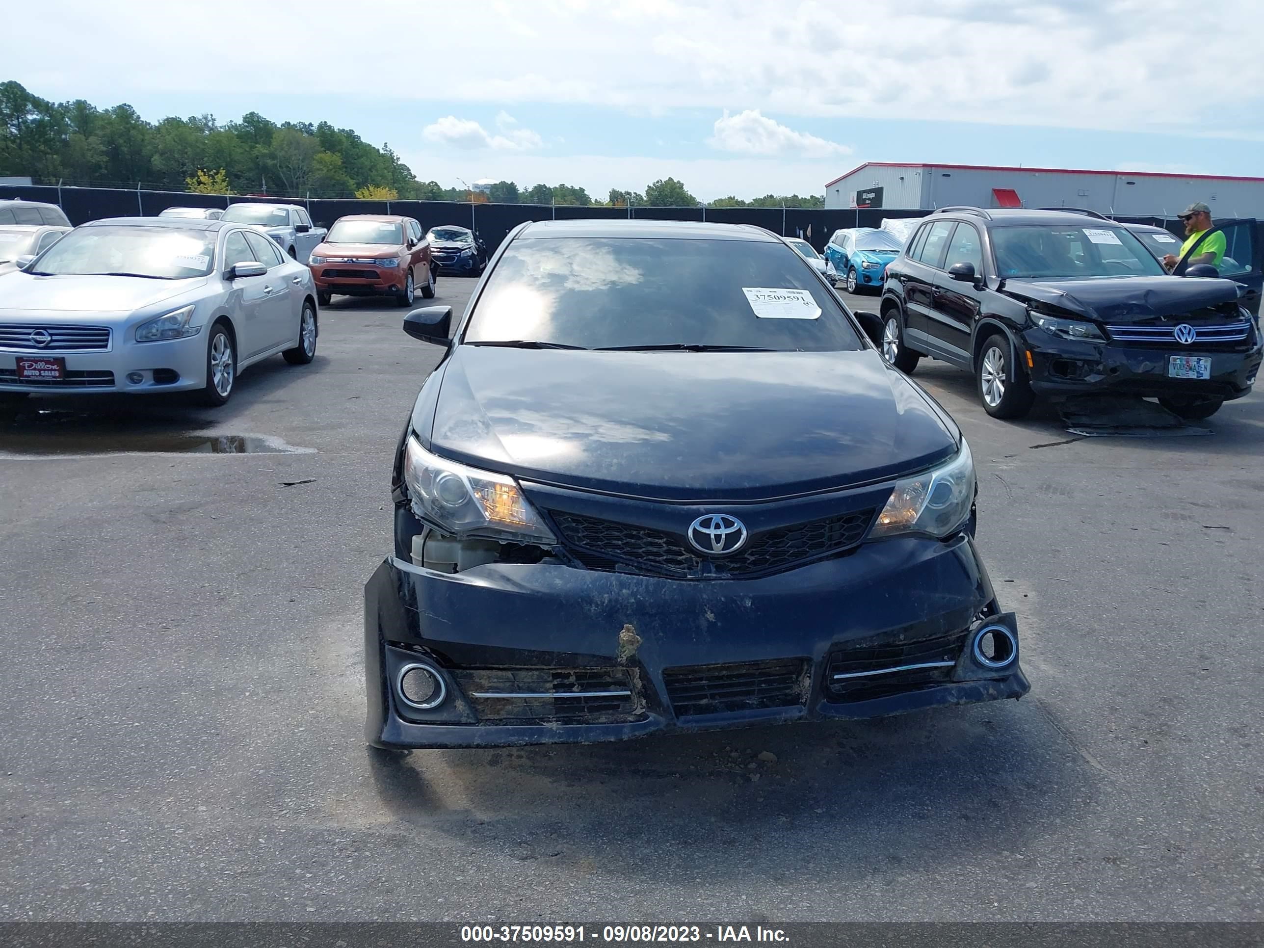 Photo 11 VIN: 4T1BF1FK8EU871844 - TOYOTA CAMRY 